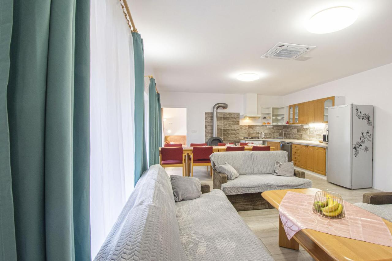 Velky Apartman Zlamanka Kroměříž Exterior foto